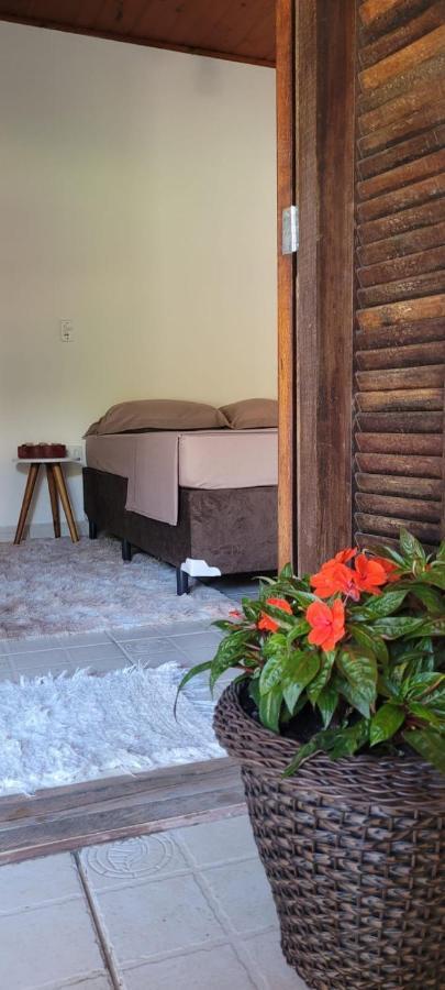 Encasa Guest House - Hospedagem Suites Em Илябела Екстериор снимка